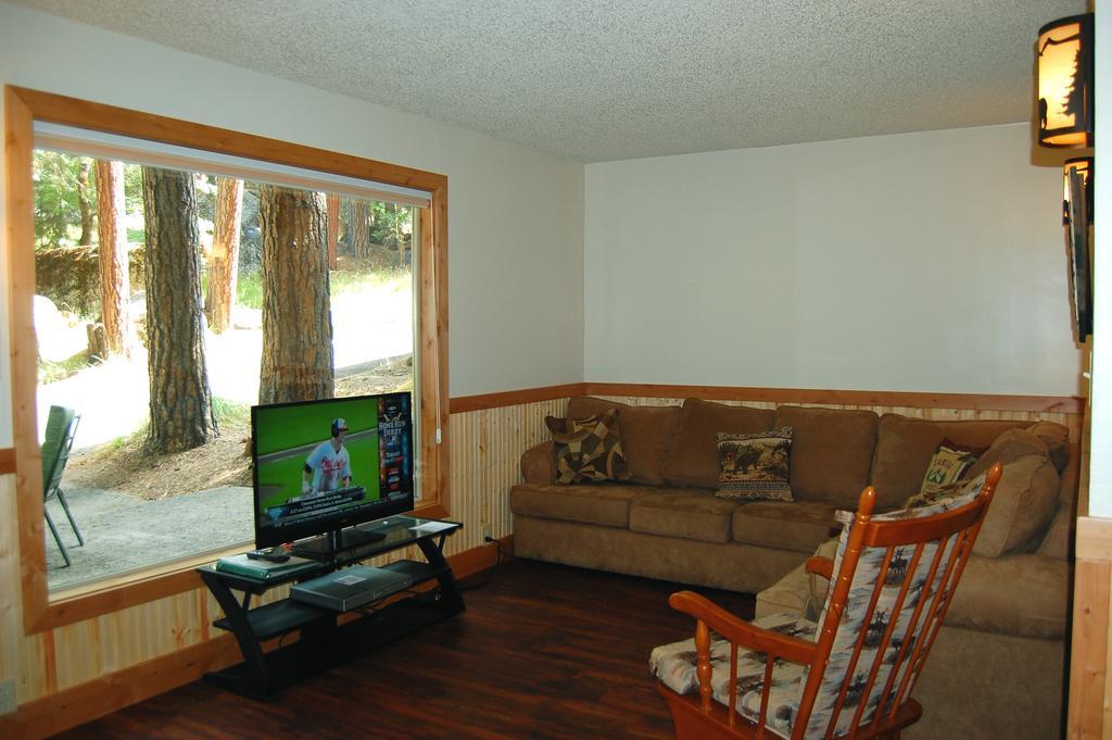 Chalet 78 Ox Yoke Wawona